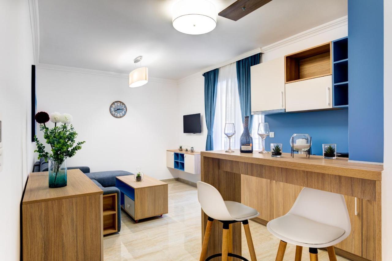 Five L Apartman *